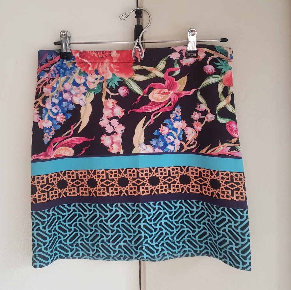 Colorful mid length bandage skirt